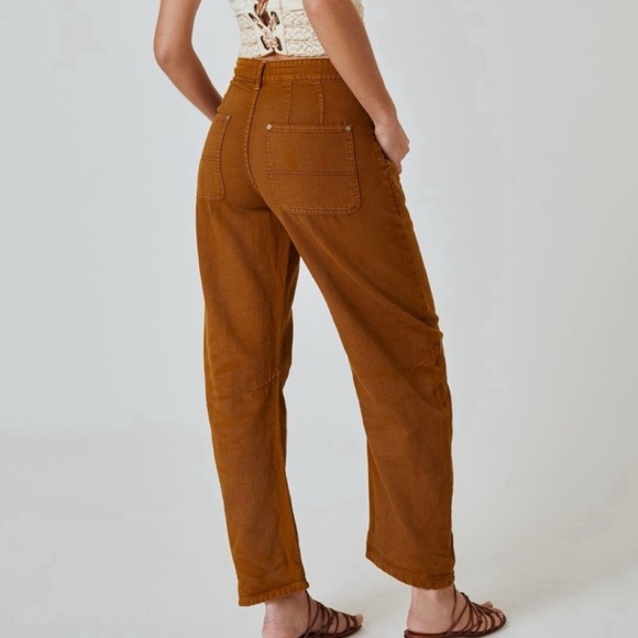 Anthroologie Pilcro Bow Boyfriend Trousers. Size 31 - Picture 9 of 16